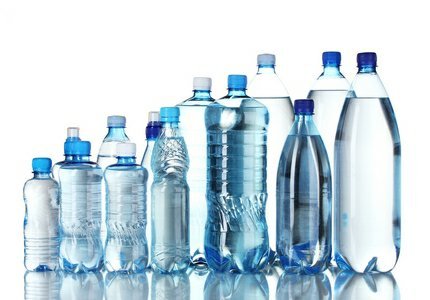 Actualités - La distribution gratuite de bouteilles en plastique interdite  en entreprise